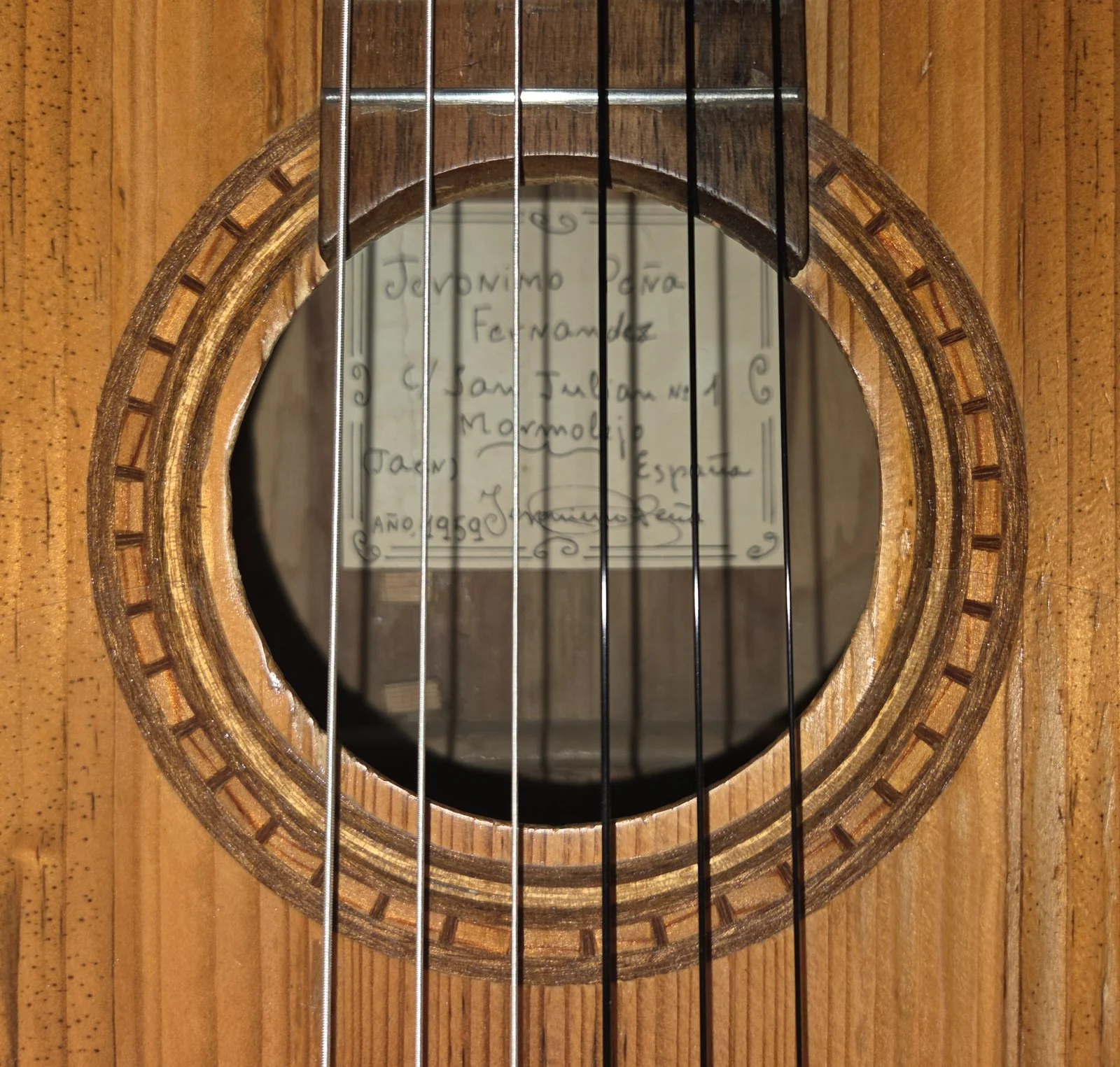 El Silencio · rosette and handwritten Jerónimo Peña Fernández label