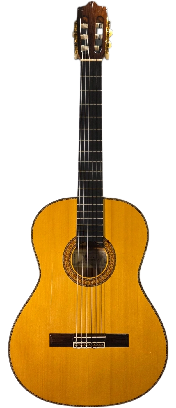 La Señora · Jaime Julia · 2002 · front view